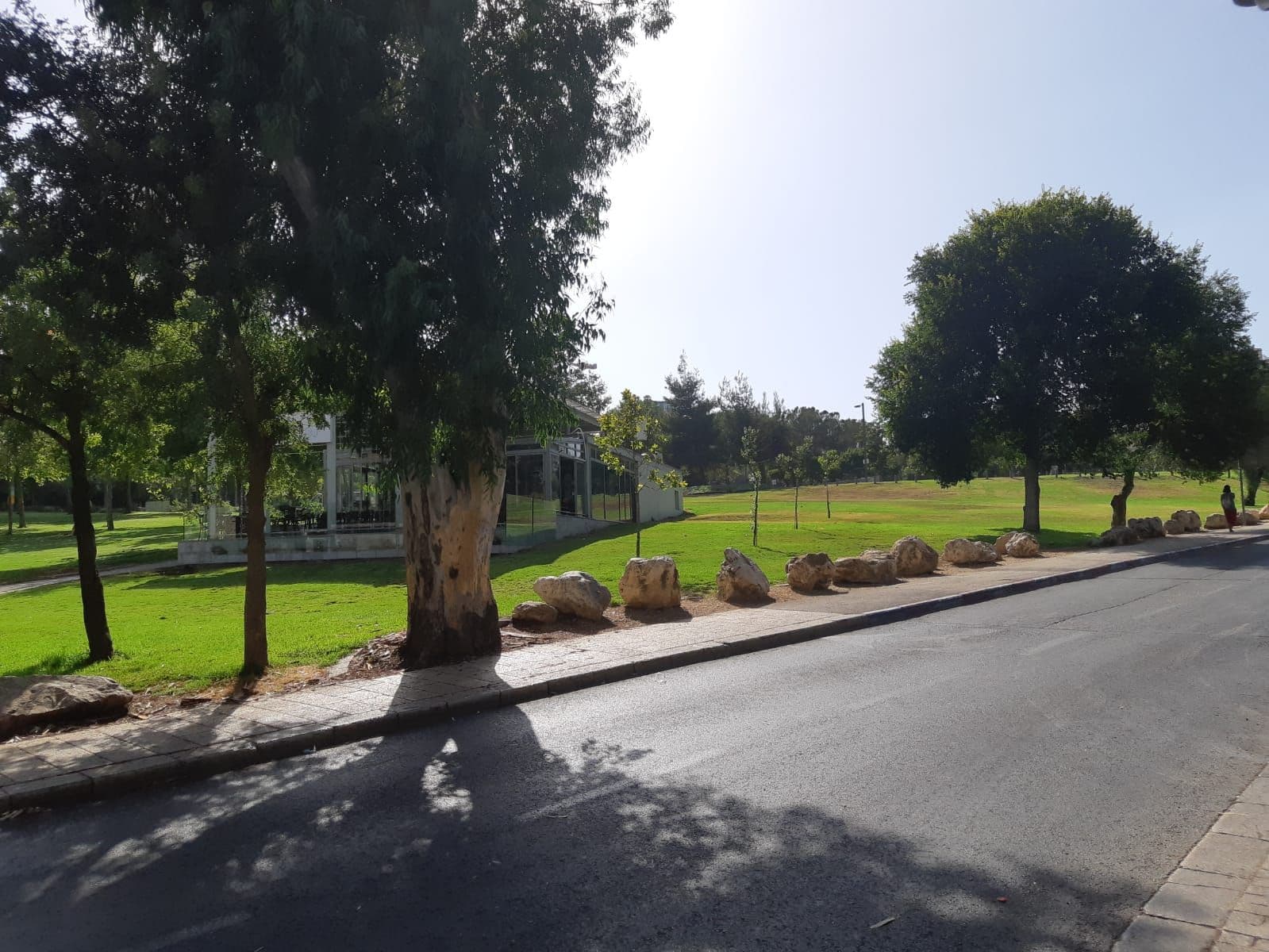 חנות 25 מ״ר, תמונה 3