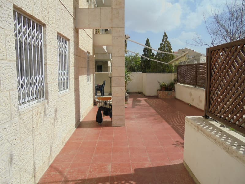דירת גן 4 חדרים, משה קול, רמת בית הכרם, ירושלים