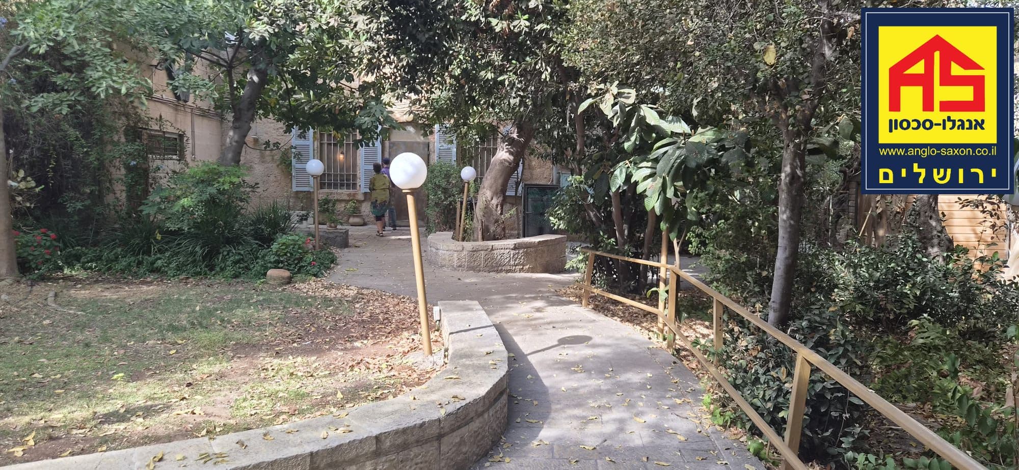 משרד 65 מ״ר, תמונה 1