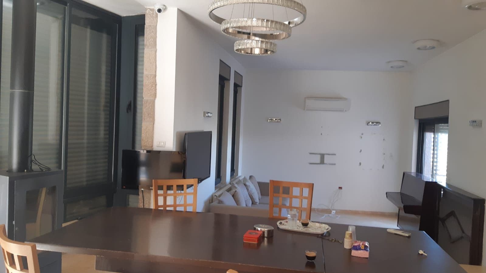 בית 6 חדרים, תמונה 2