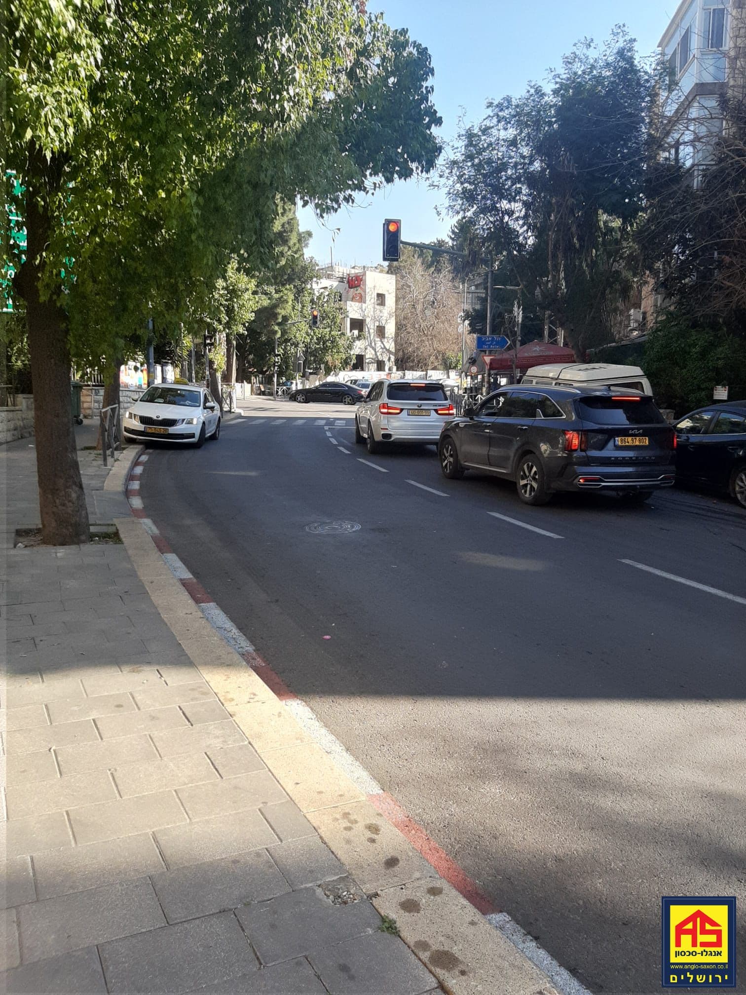 אולם/הול 55 מ״ר, תמונה 2