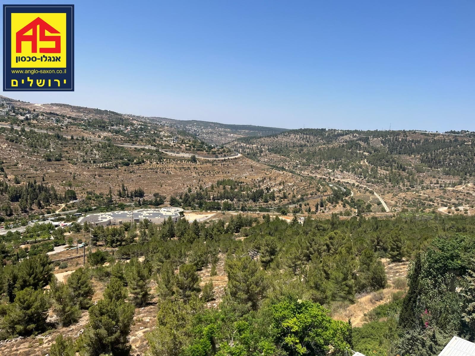 דירת גג 5.5 חדרים, תמונה 1