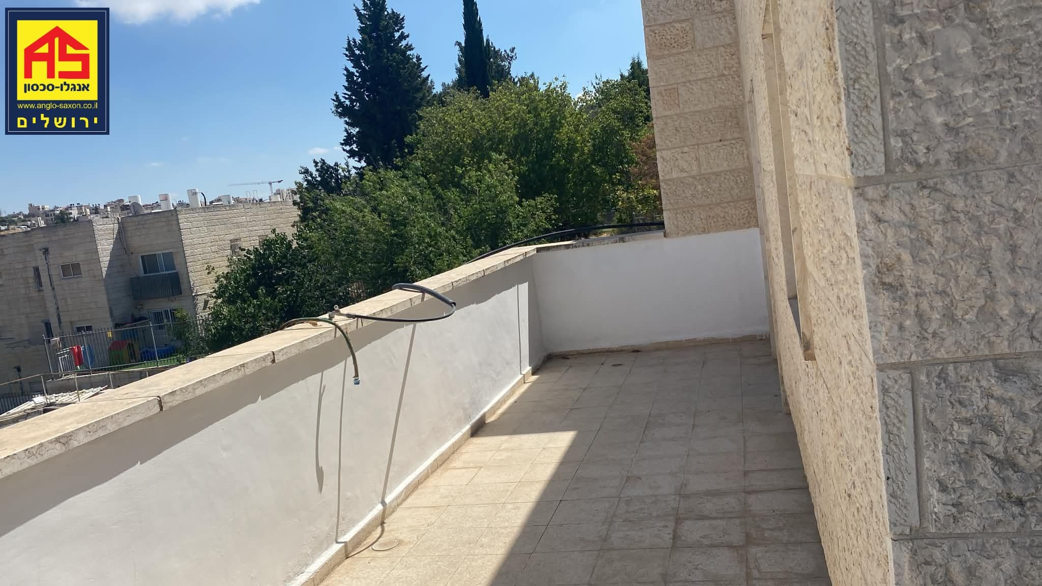 דירה 4 חדרים, תמונה 2