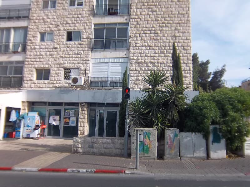 חנות 120 מ״ר, דרך חברון, תלפיות, ירושלים