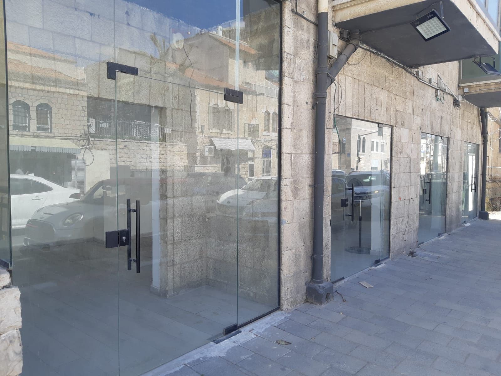 חנות 80 מ״ר, תמונה 3