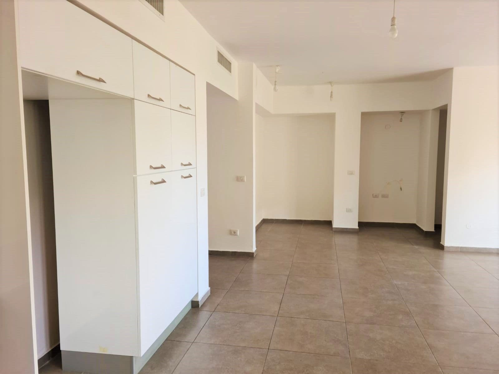 דירה 4 חדרים, אבא אבן, קרית הלאום, ירושלים