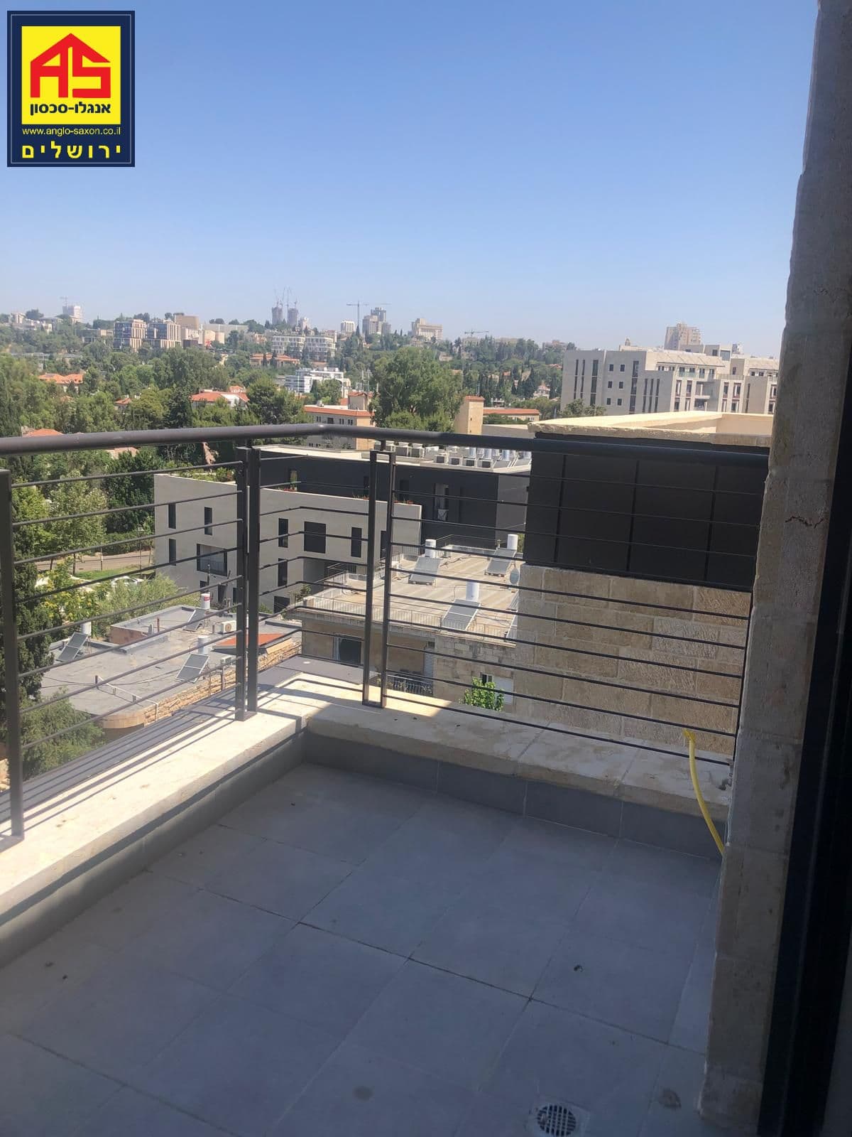 דירה 4 חדרים, תמונה 2
