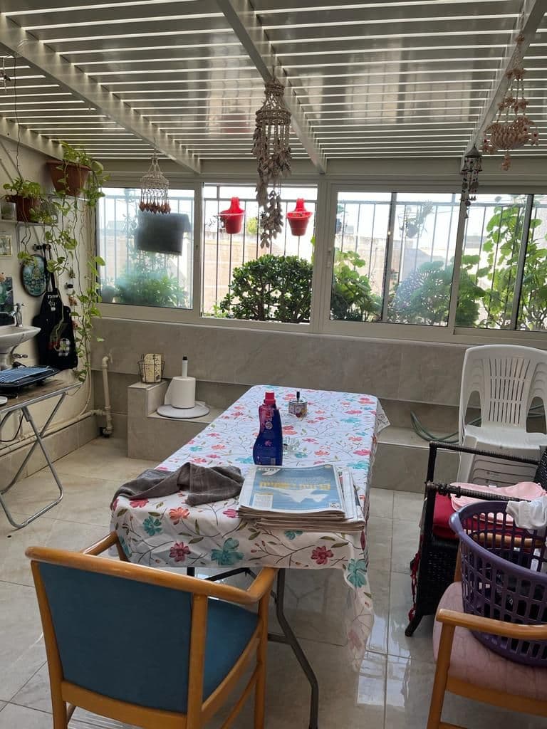 דירה 4 חדרים, תמונה 4