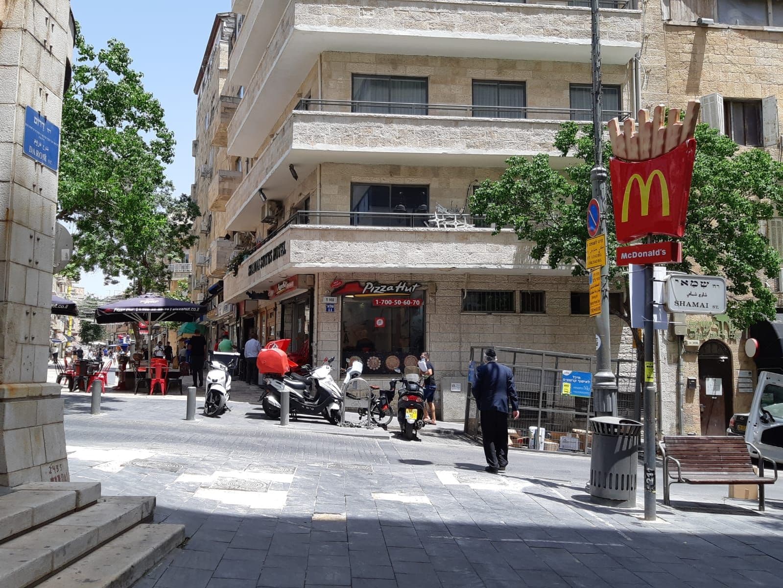 חנות 35 מ״ר, תמונה 2