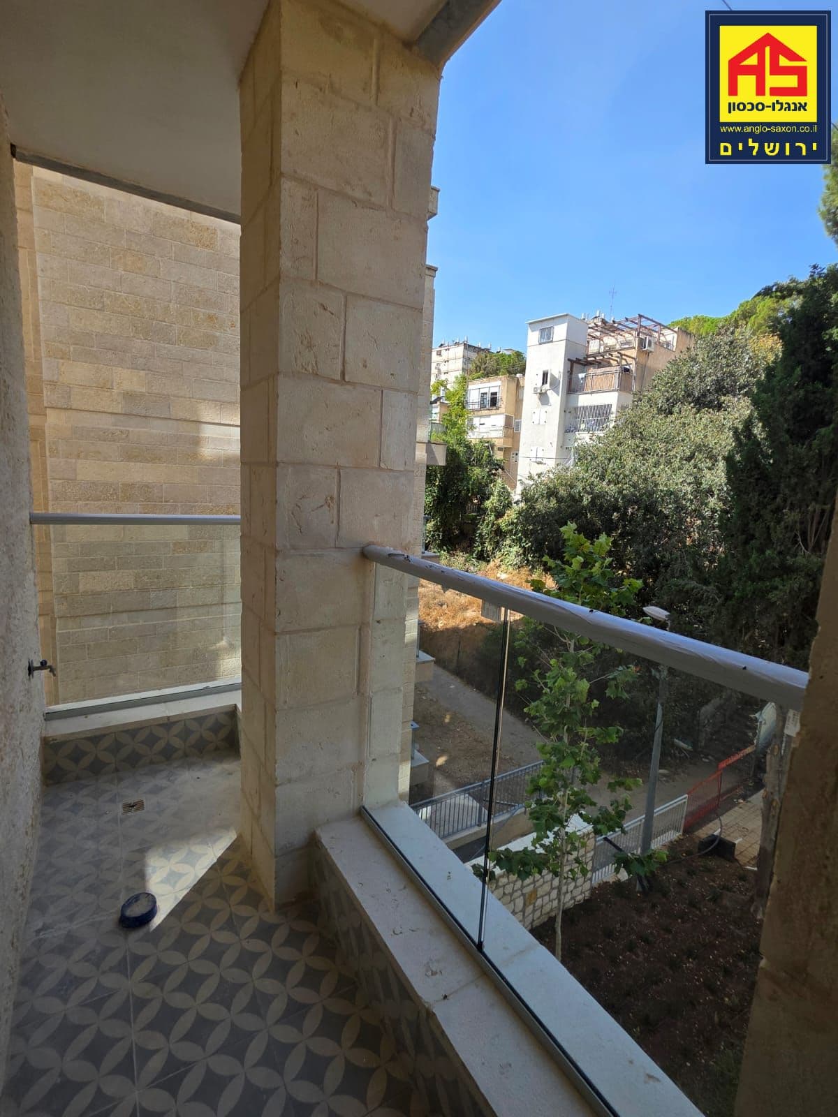 דירה 5 חדרים, תמונה 3