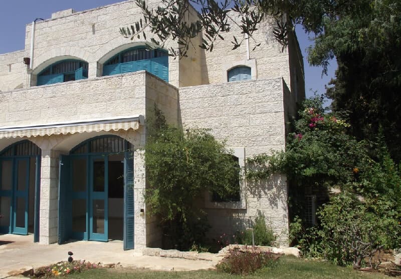 דו משפחתי 6 חדרים, תמונה 2