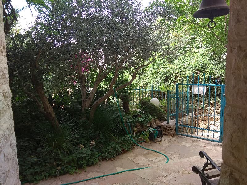 דו משפחתי 5 חדרים, תמונה 2