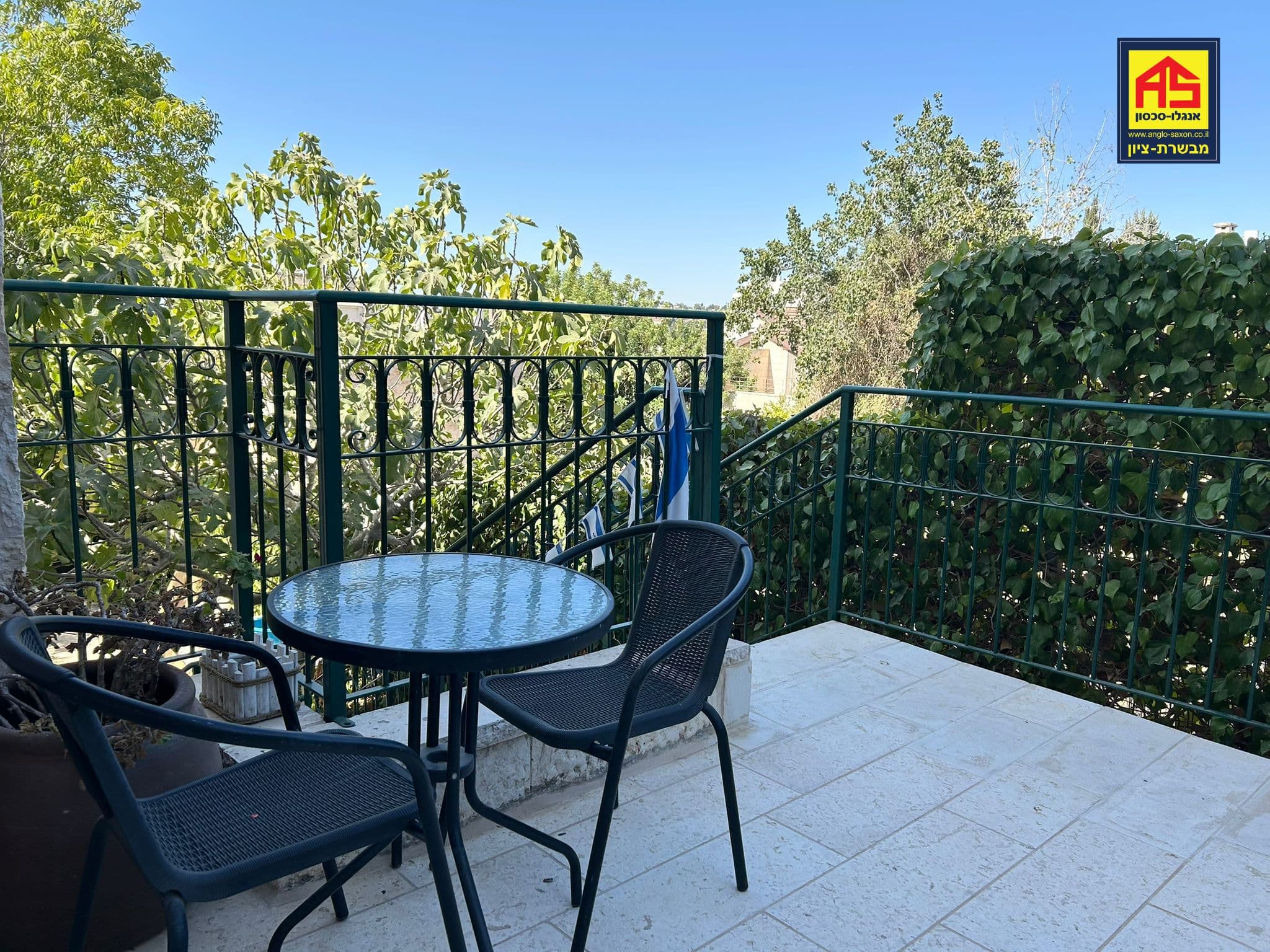 בית 9 חדרים, תמונה 5