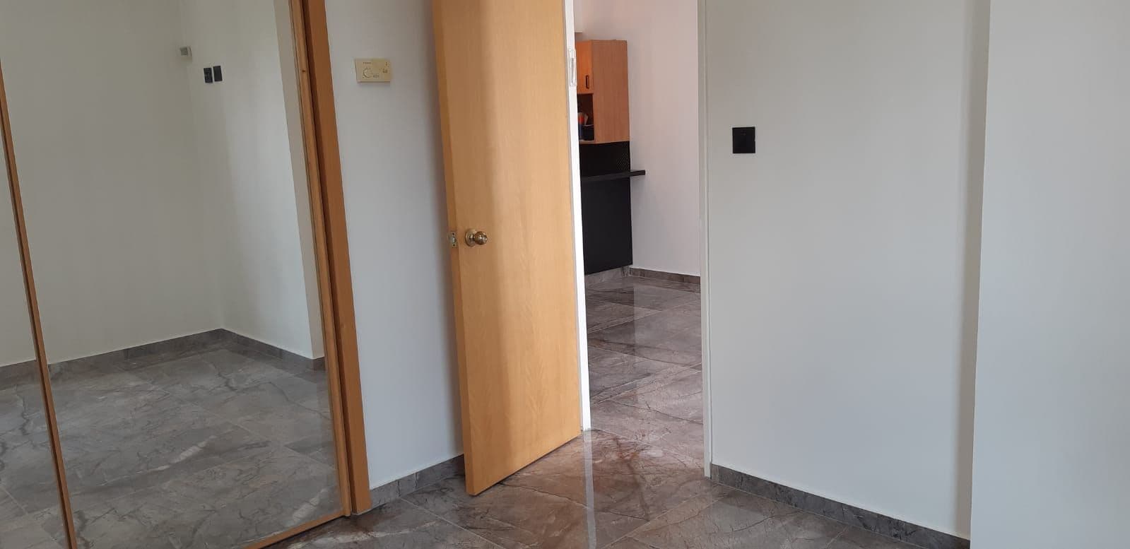 דירה 2.5 חדרים, תמונה 2