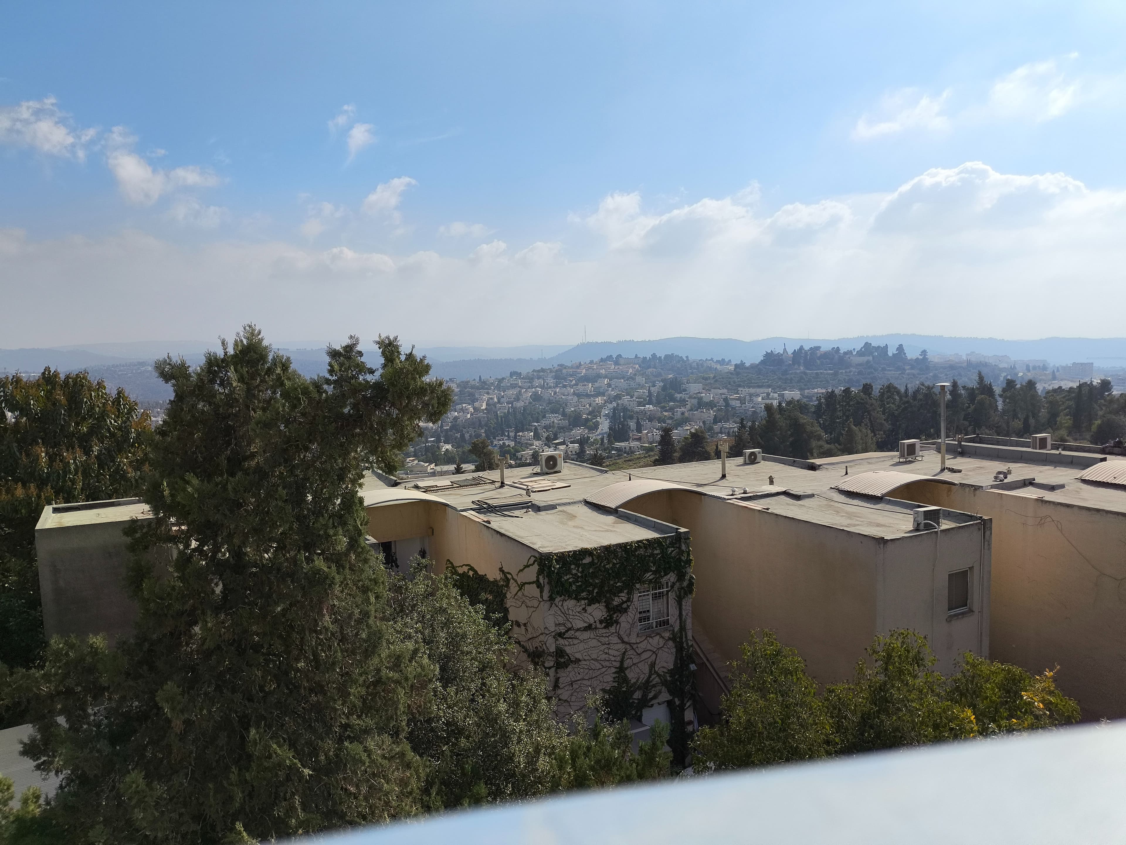 בית 9 חדרים, תמונה 5