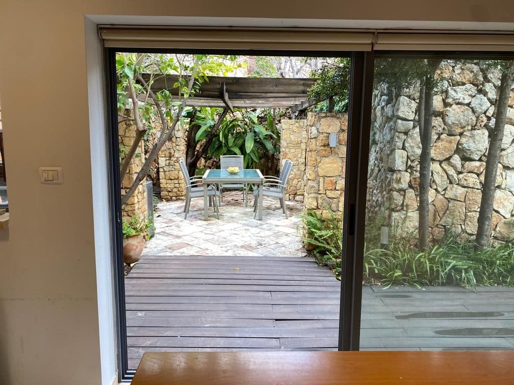קוטג' 5.5 חדרים, שכונה ד, מבשרת ציון