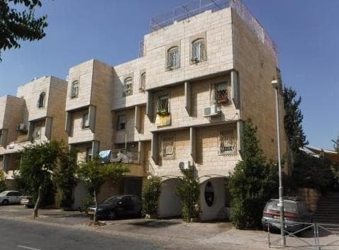 דירה 4 חדרים, תמונה 1