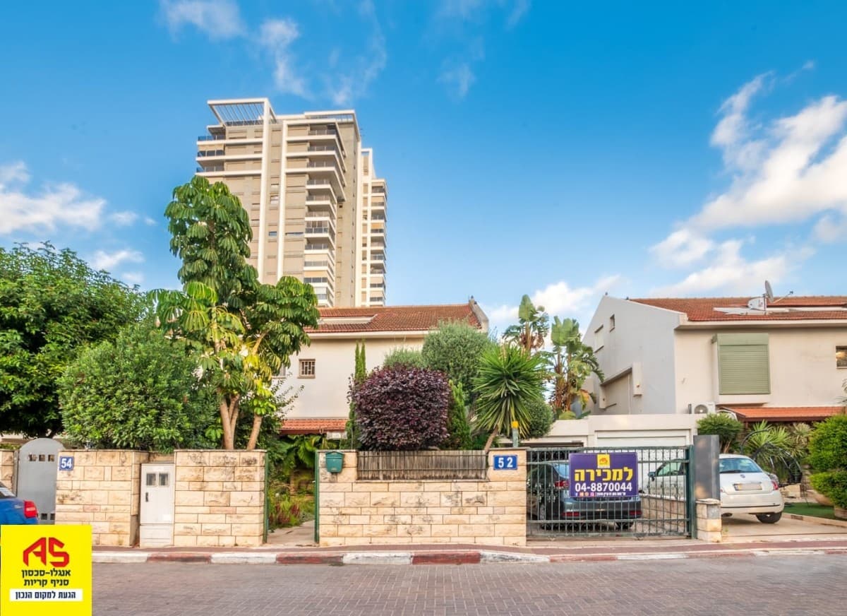 דו משפחתי 7 חדרים, לח"י 52, הפרפר, קריית ביאליק
