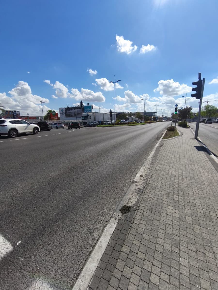 חנות 110 מ״ר, תמונה 3