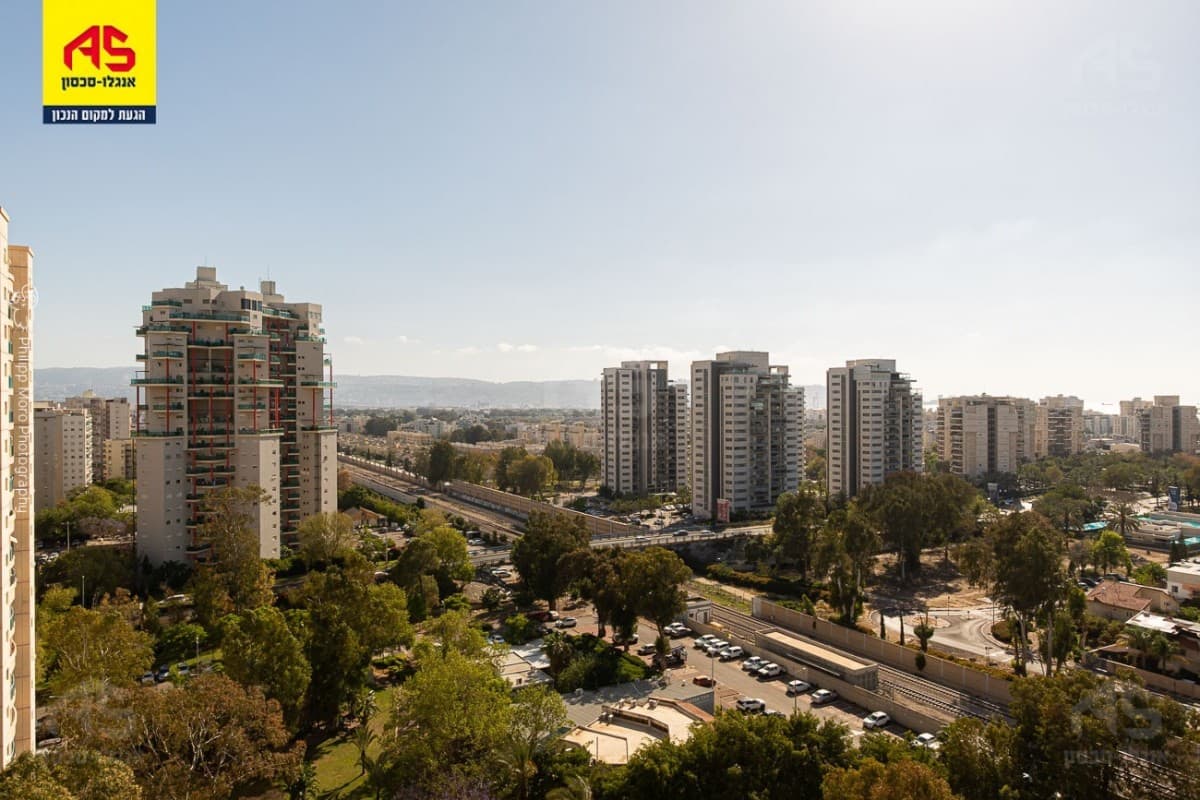 דירה 5.5 חדרים, תמונה 4
