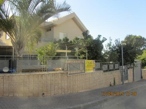 דו משפחתי 8 חדרים, תמונה 2