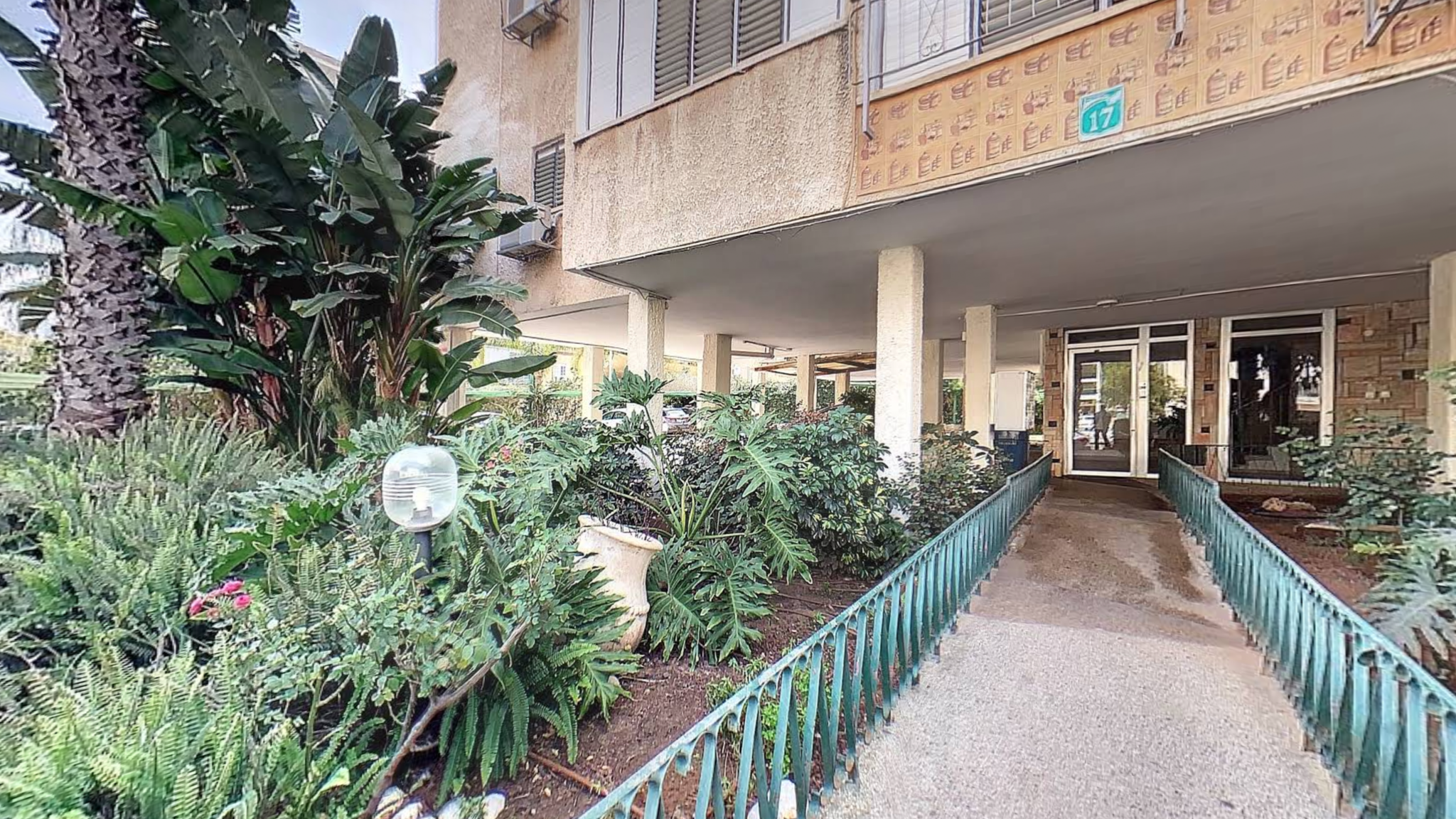 דירה 4 חדרים, עמק השושנים, מרכז מערב, נס ציונה