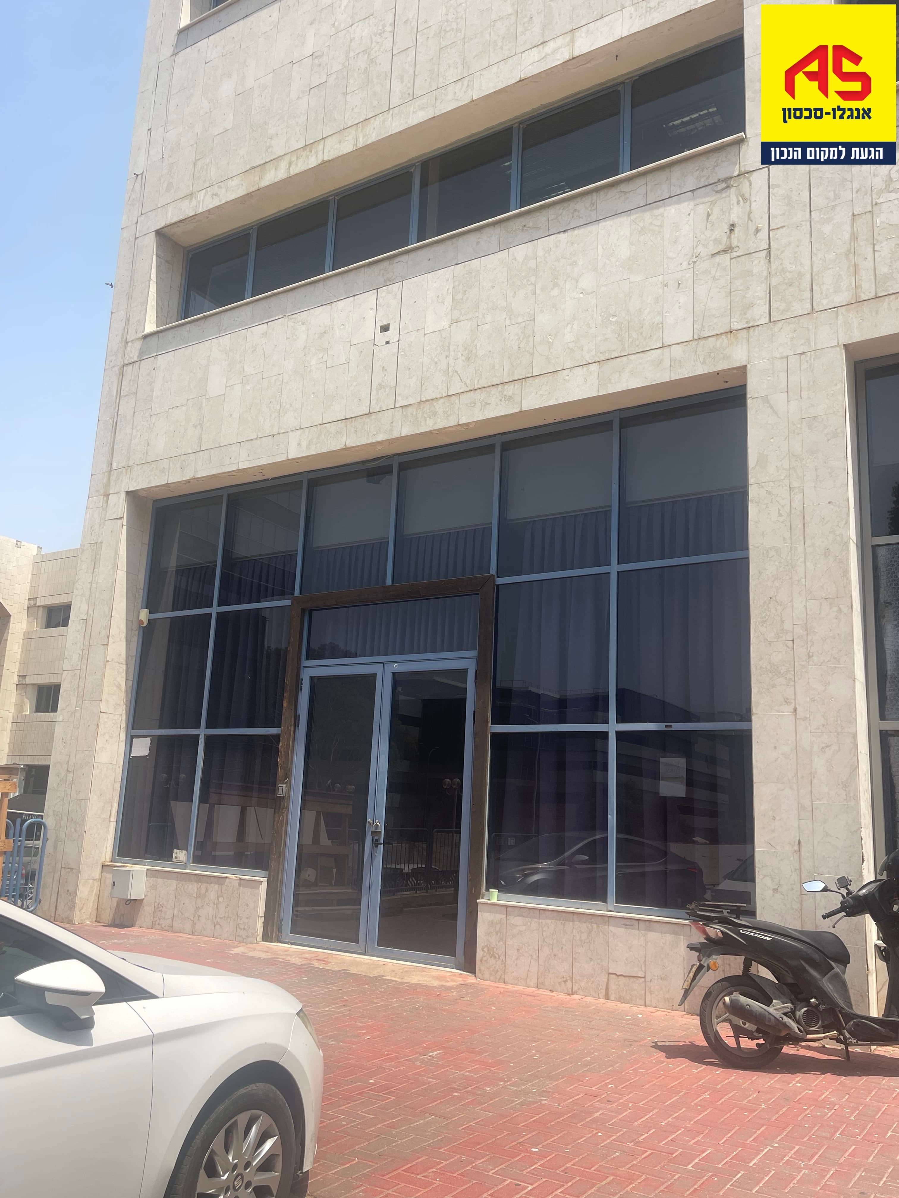 אולם/הול 140 מ״ר, תמונה 4