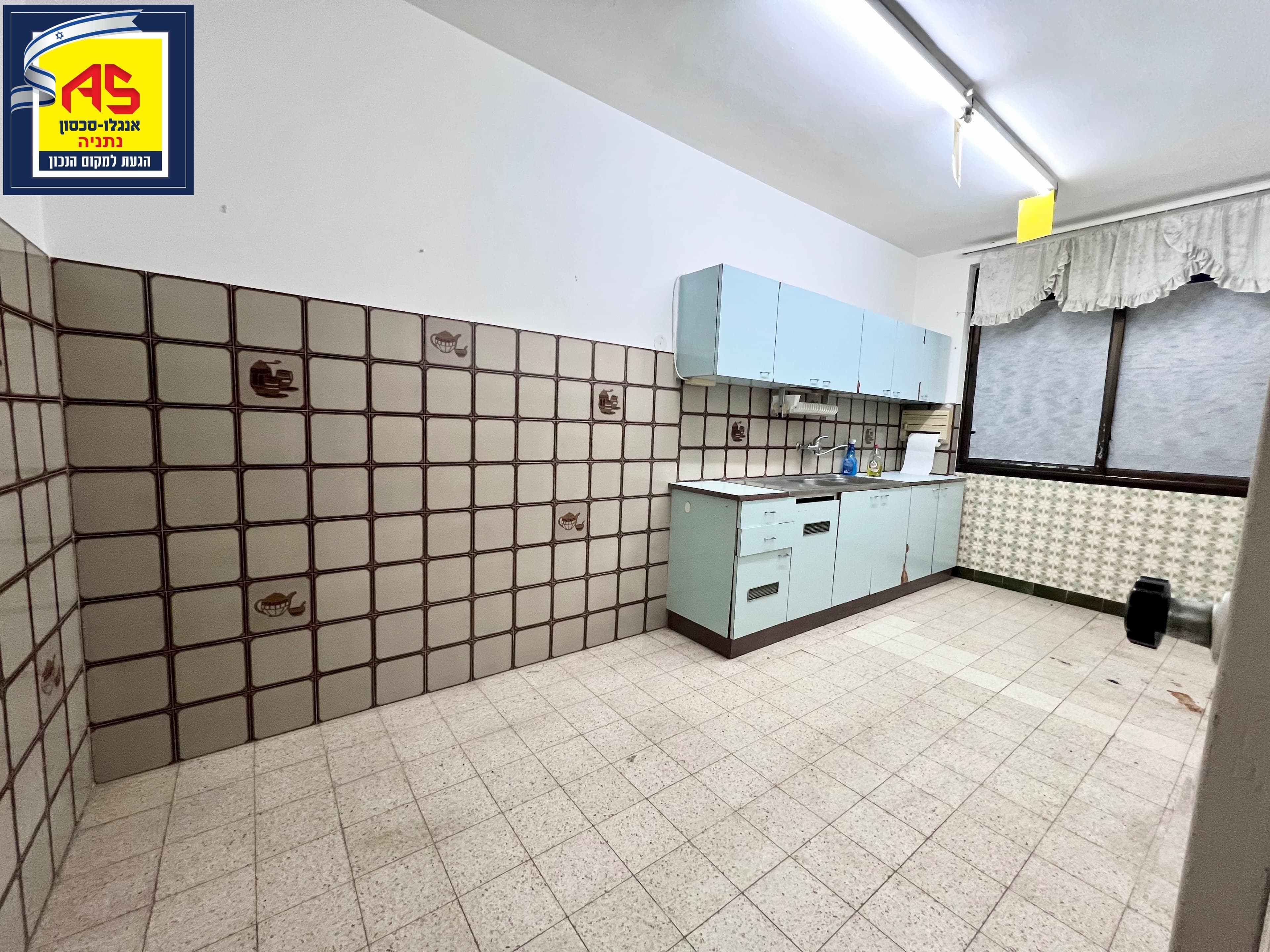 דירה 3 חדרים, שדרות בנימין, דרום, נתניה