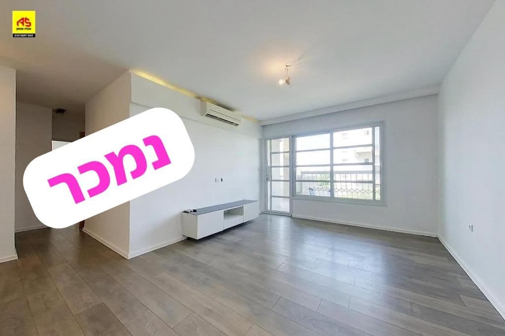 דירה 4 חדרים, תמונה 2