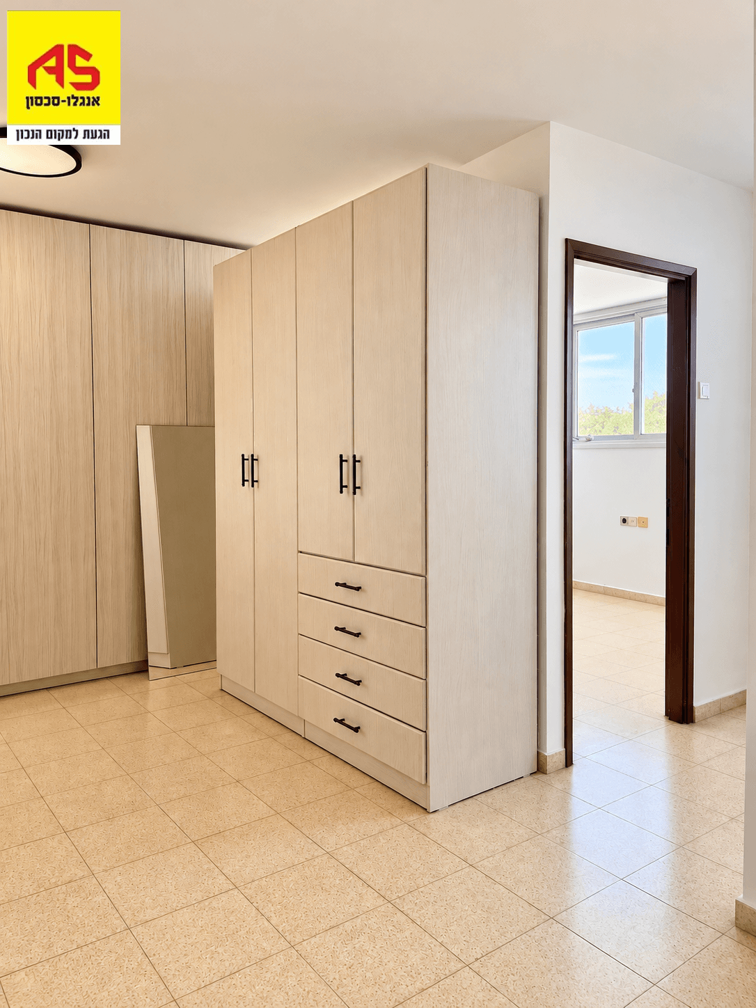דירת גג 5 חדרים, תמונה 2