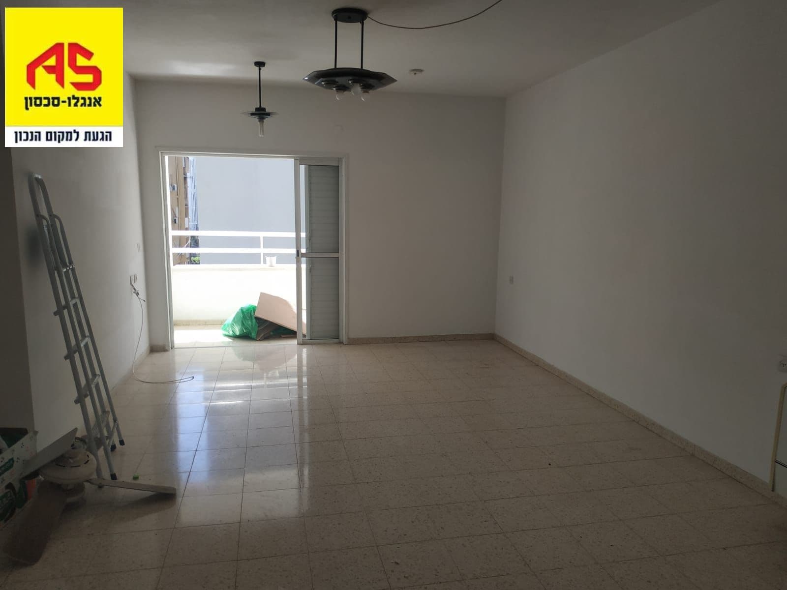 דירה 4 חדרים, יבנאלי, מרכז, הרצליה
