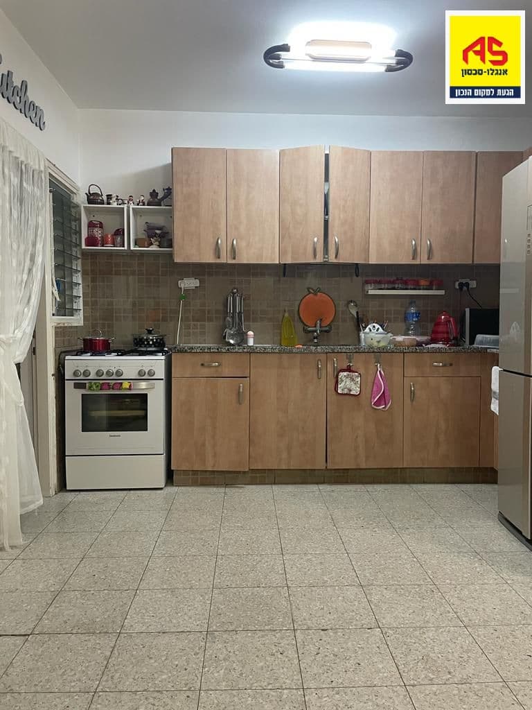 דירה 4 חדרים, תמונה 2