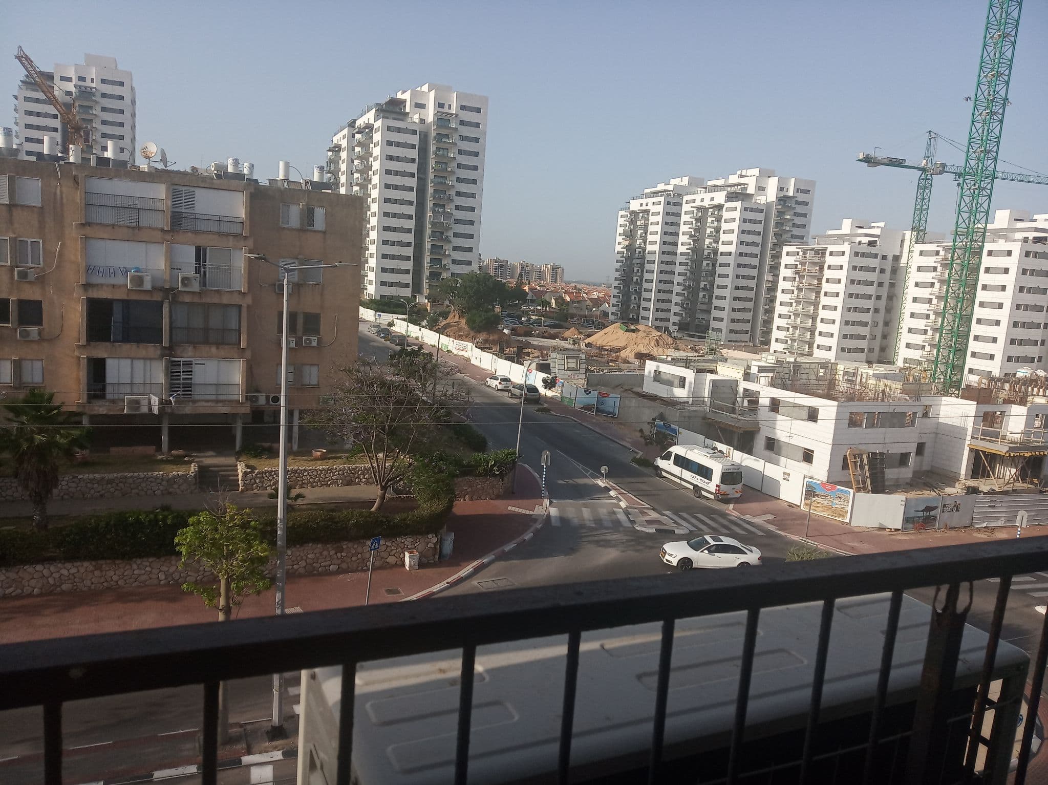 דירה 4 חדרים, תמונה 2