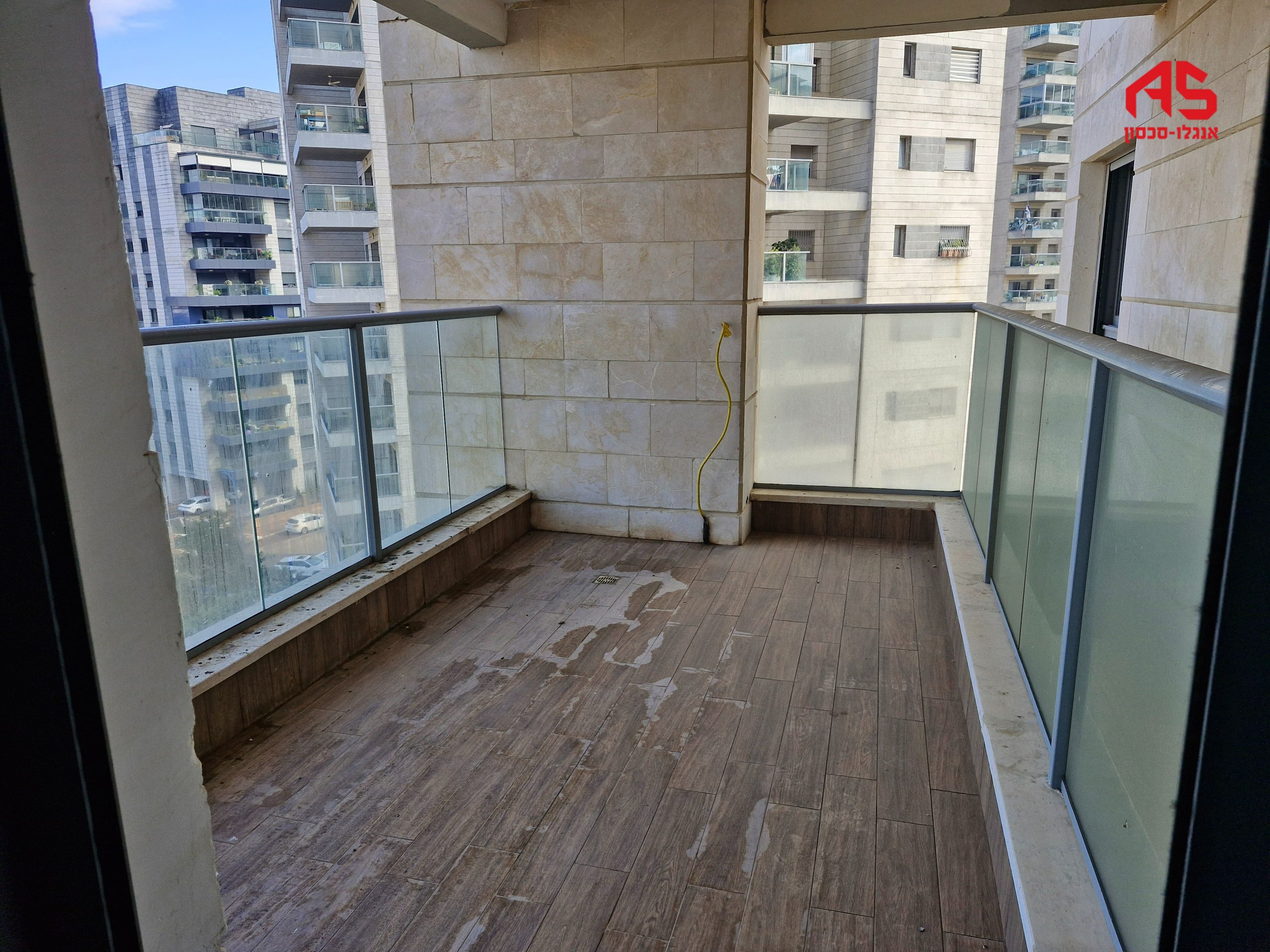 דירה 4 חדרים, תמונה 4