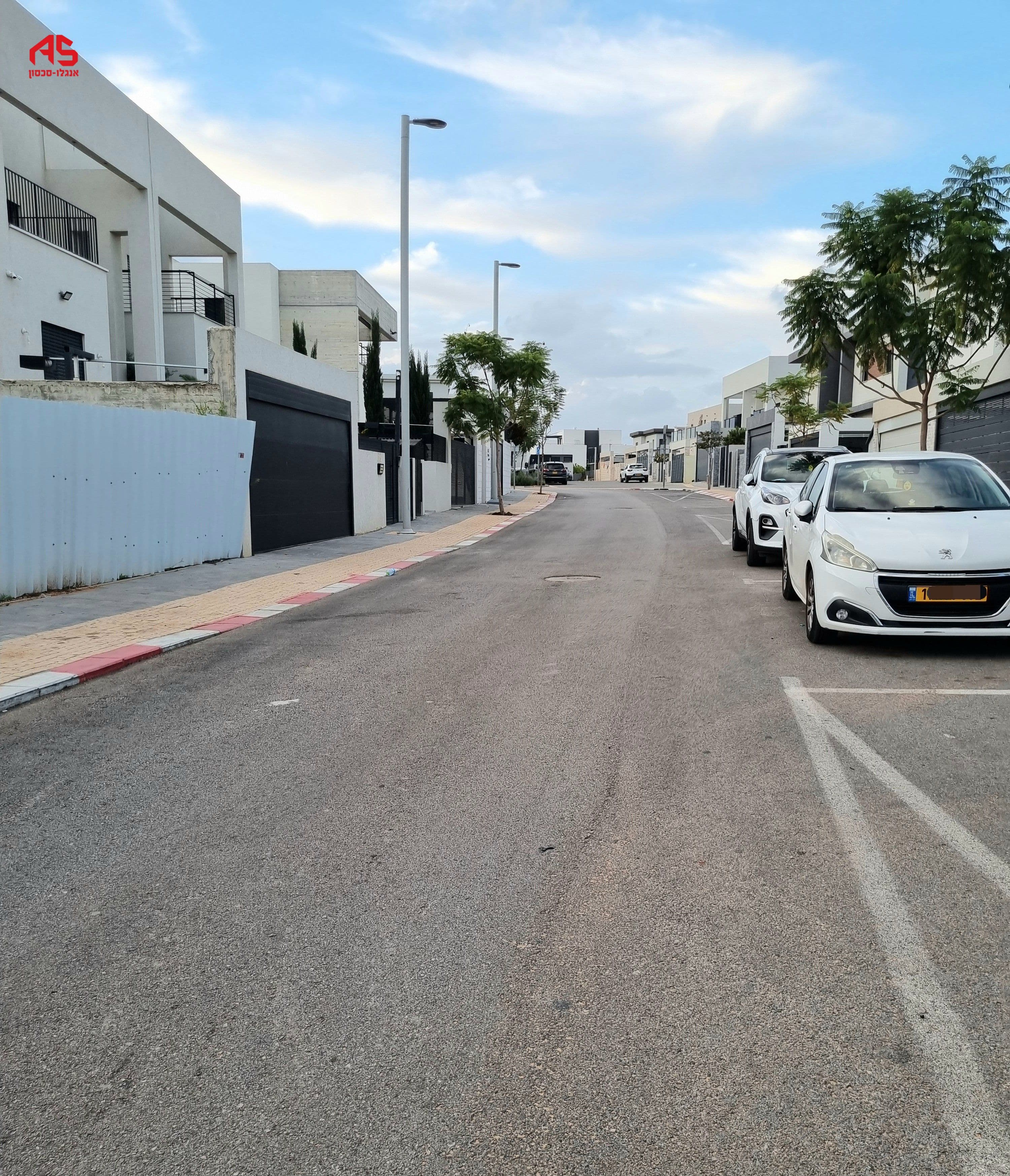 מגרש, תמונה 4