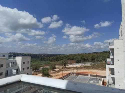 דירה 4 חדרים, נרקיס 16, הפרחים, חריש