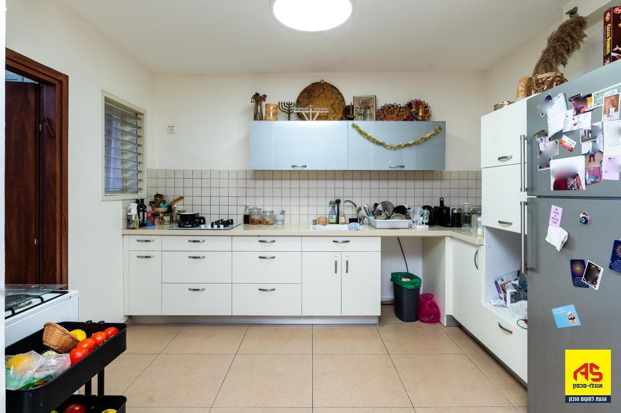 דירה 4 חדרים, תמונה 3