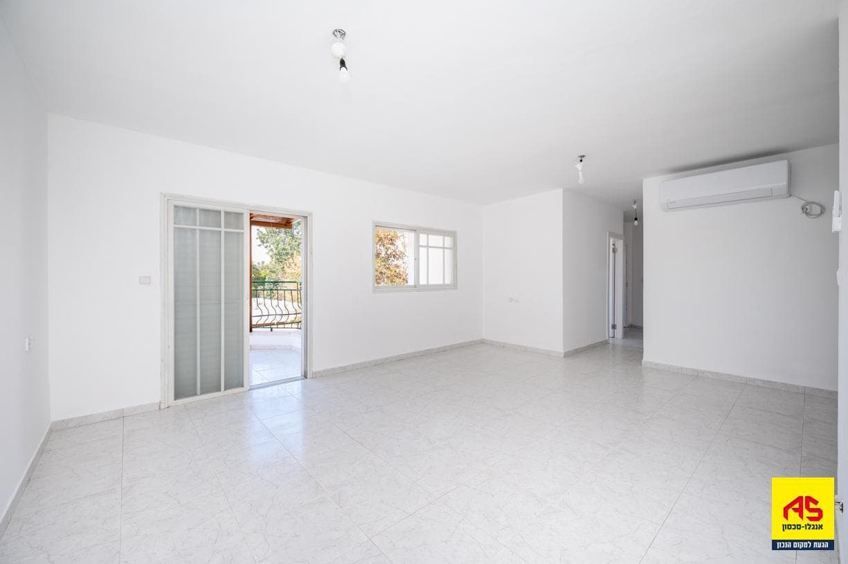 דירה 4 חדרים, הראל 1, מרכז המושבה, פרדס חנה כרכור