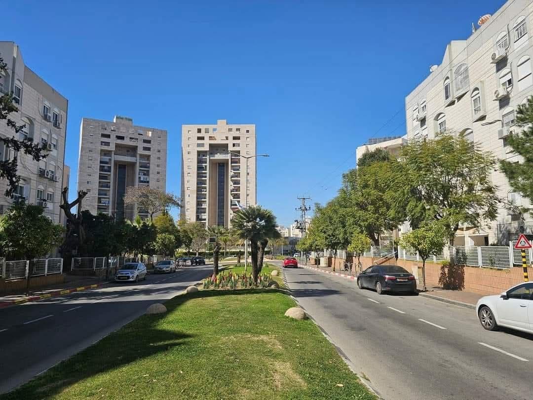 דירה 3 חדרים, תמונה 2