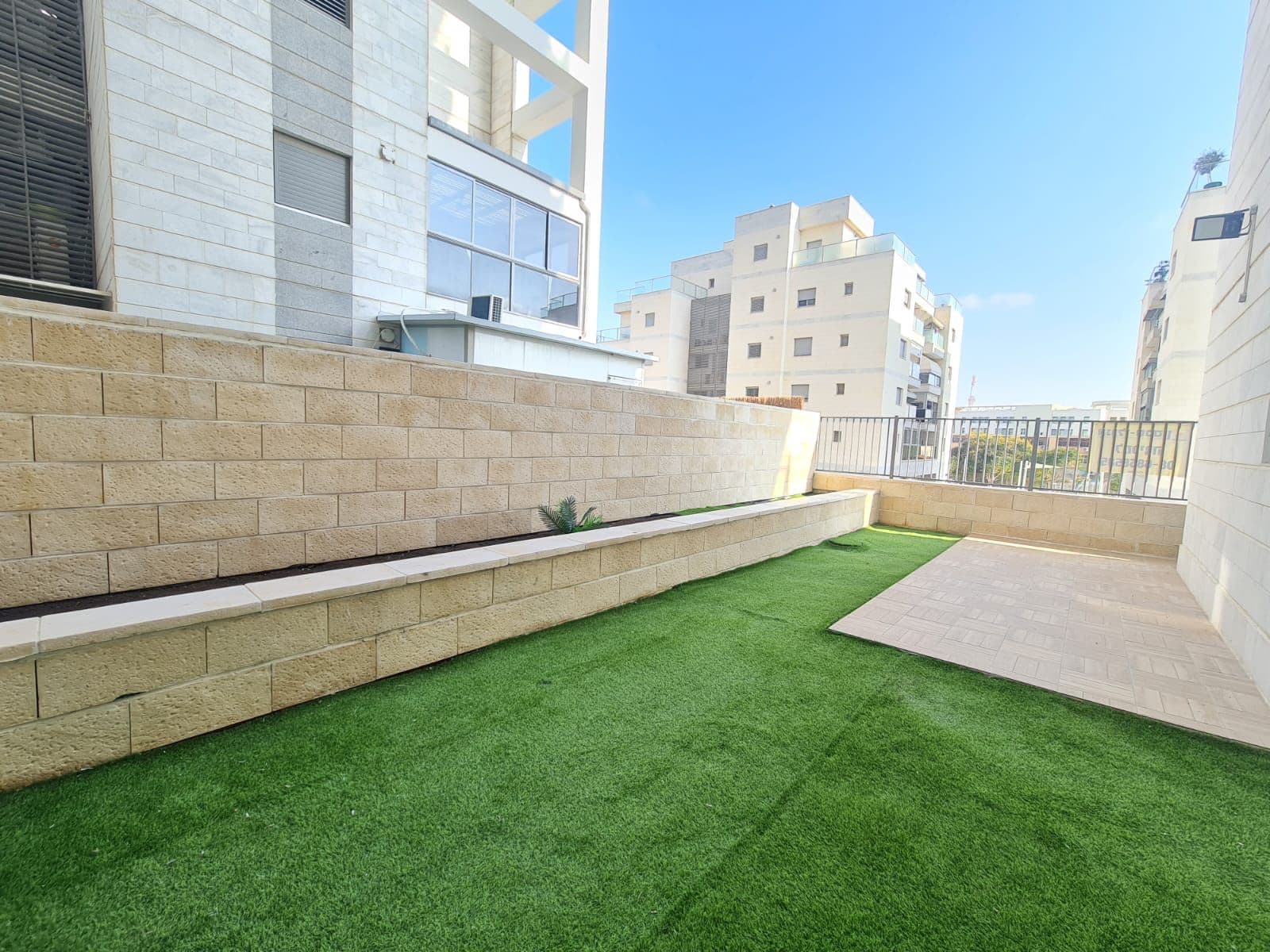 דירה 4 חדרים, רחבת הציפורן, הנביאים, קרית גת
