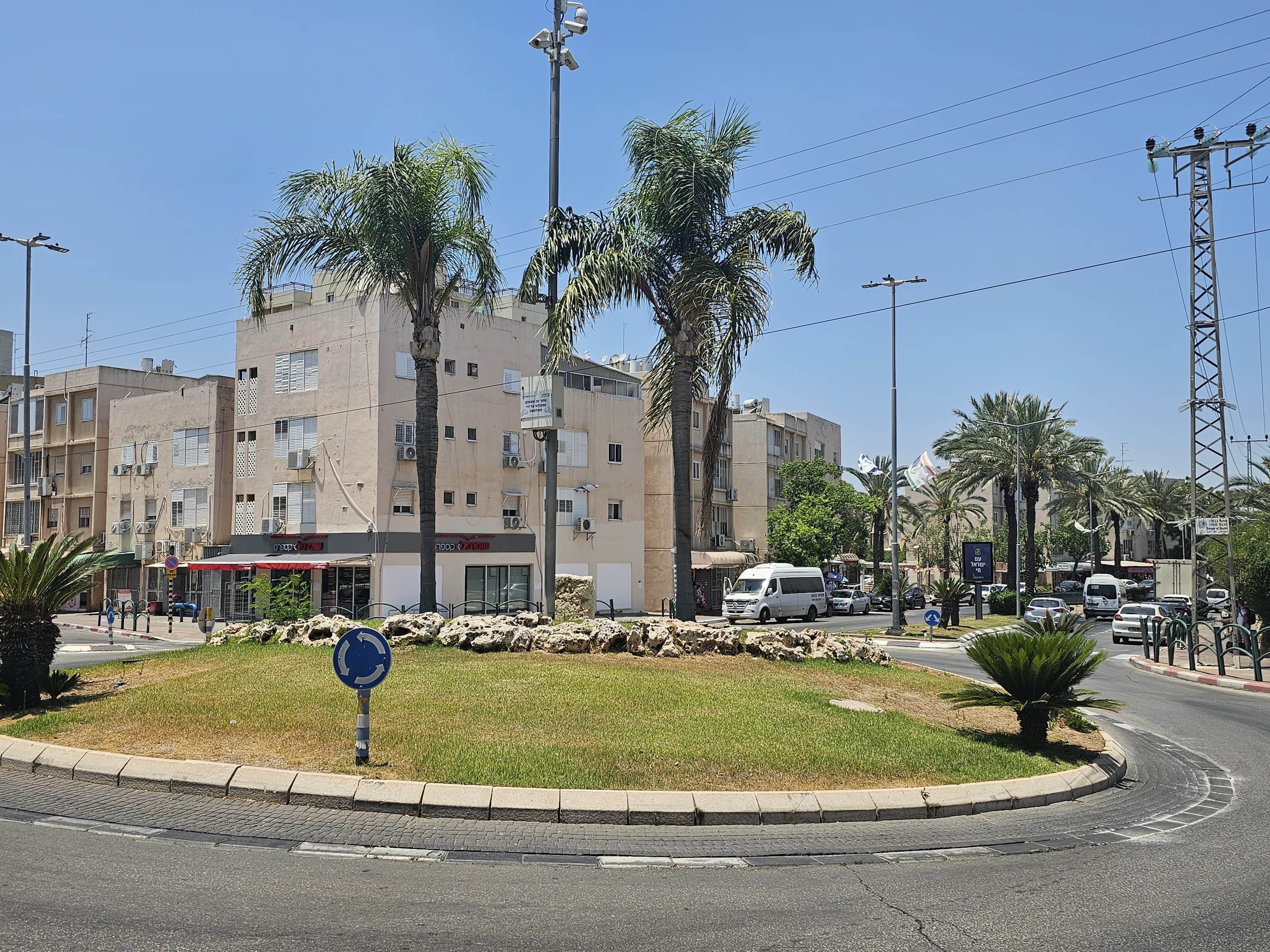 דירה 3 חדרים, תמונה 2