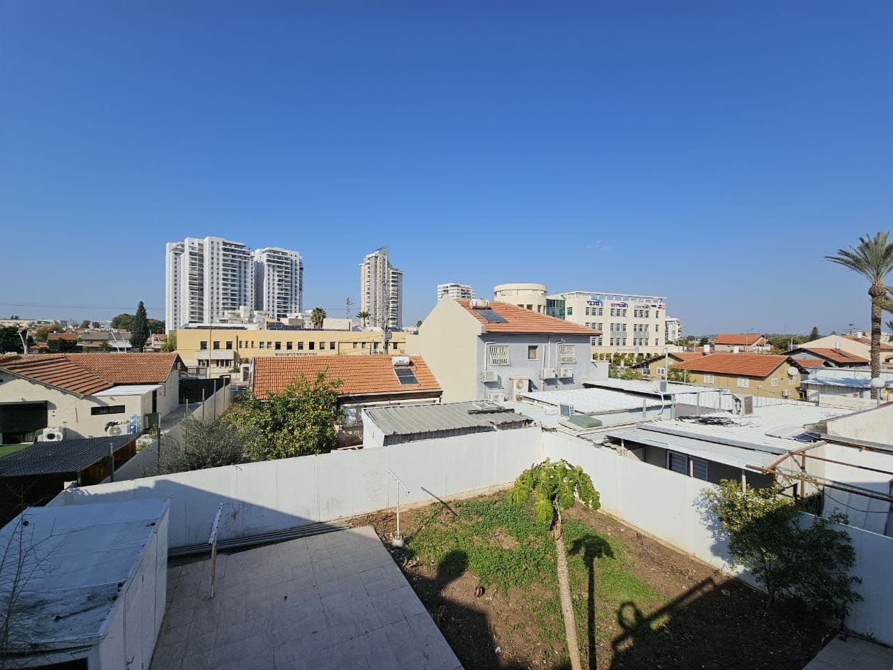 בית 9 חדרים, תמונה 4