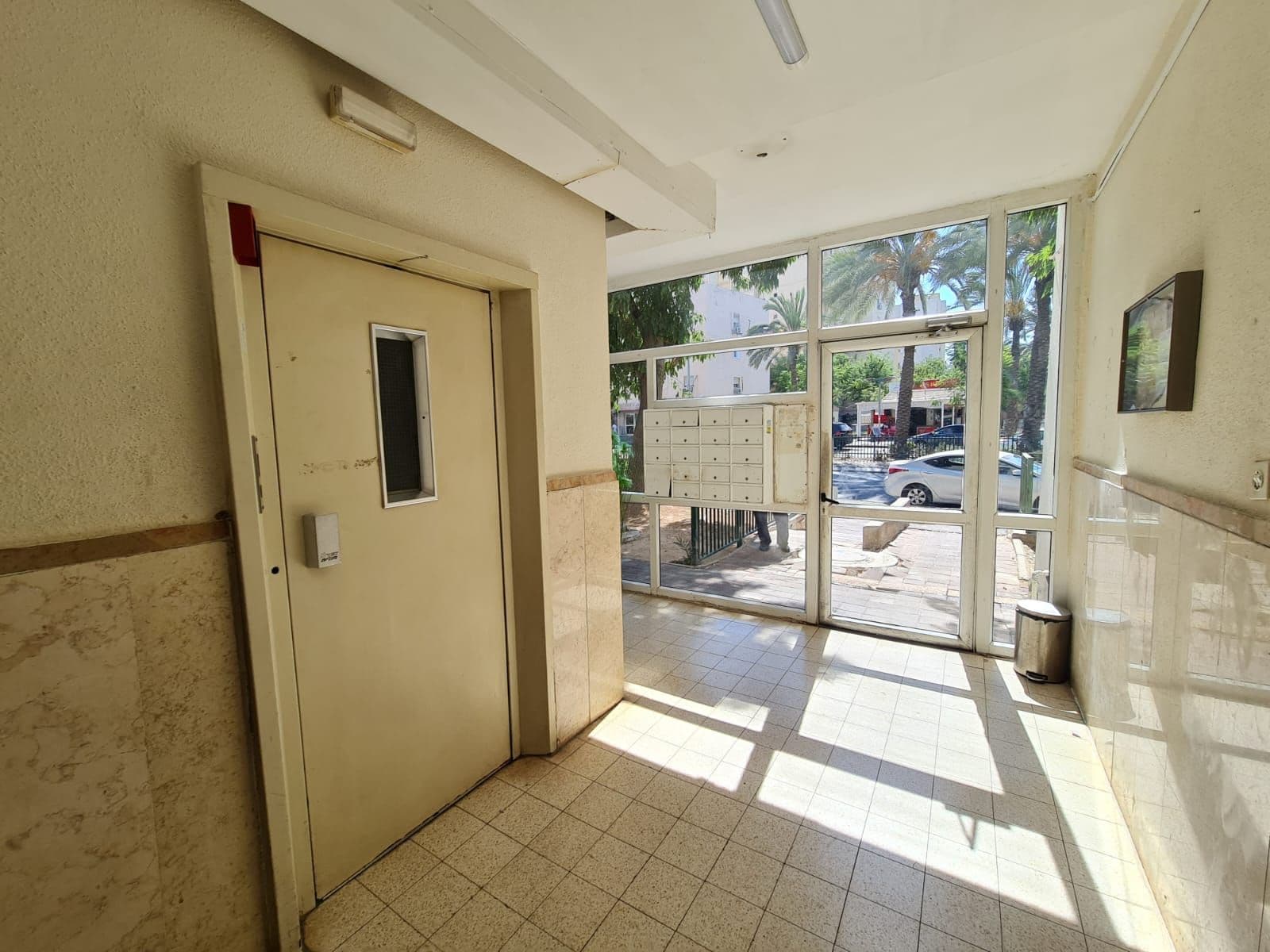 דירה 4 חדרים, תמונה 3