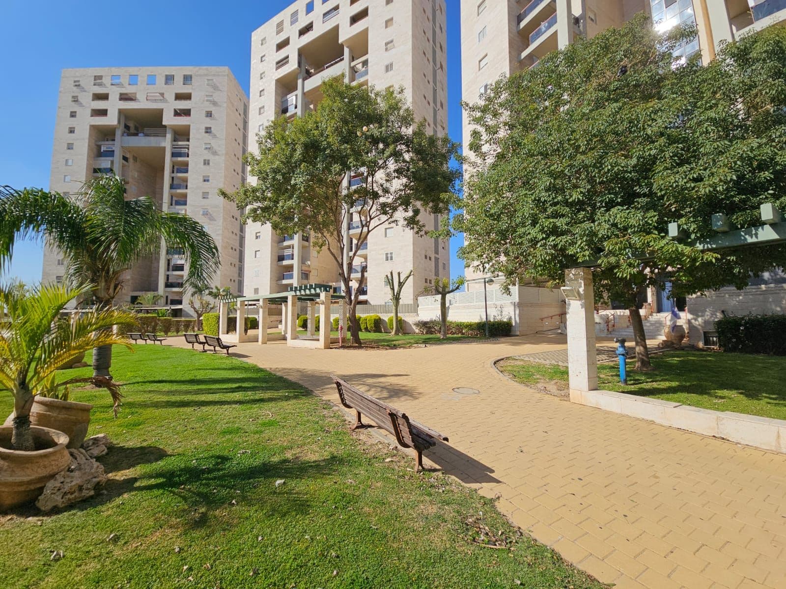 דירה 3.5 חדרים, תמונה 2
