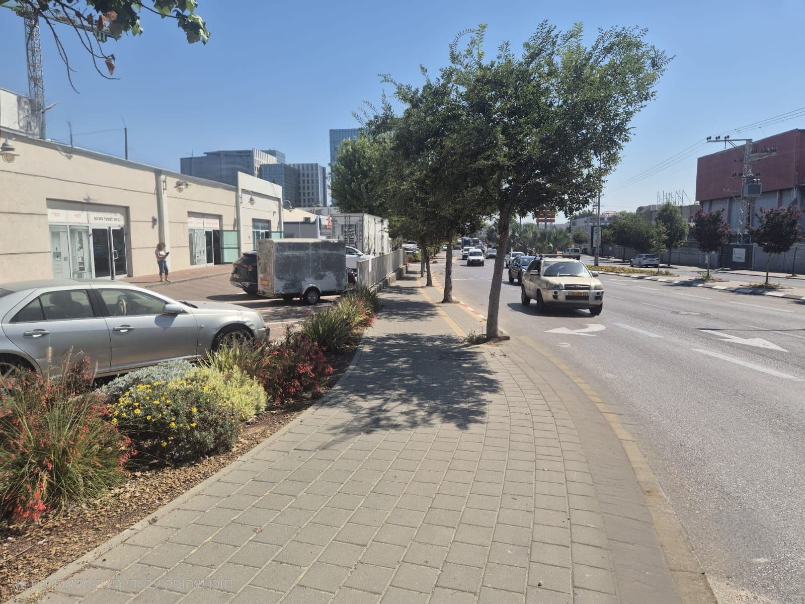 אולם/הול 420 מ״ר, המלאכה, א.ת., חולון