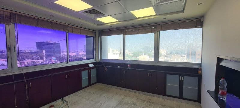 משרד 300 מ״ר, תמונה 2
