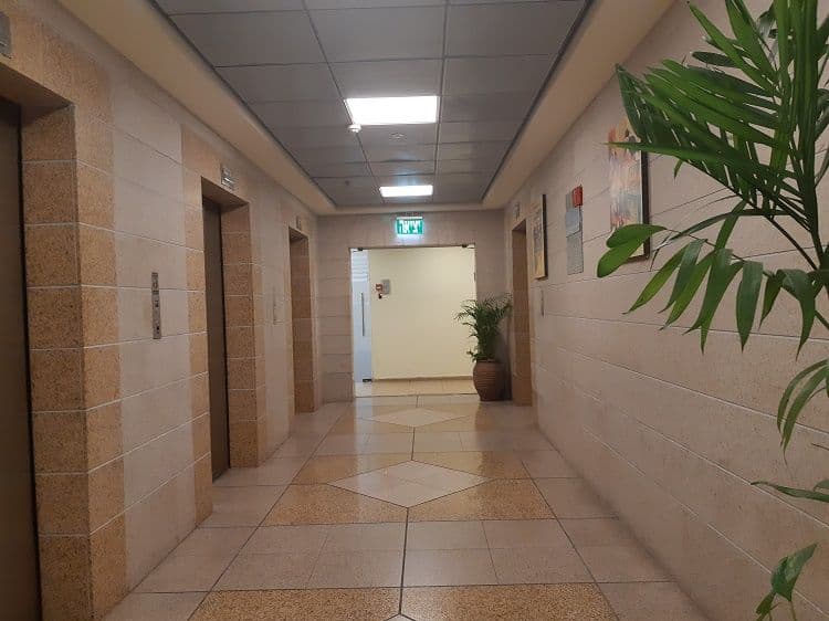 משרד 210 מ״ר, תמונה 2