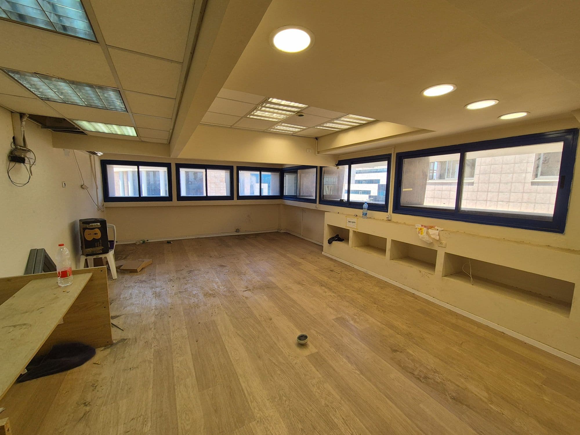 משרד 540 מ״ר, תמונה 4