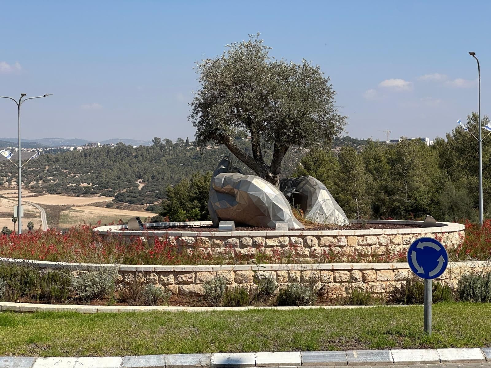 מחסן מסחרי 12500 מ״ר, בית שמש