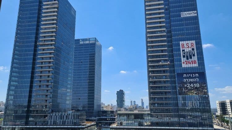 משרד 1350 מ״ר, זבוטינסקי, רמת ורבר, פתח תקווה